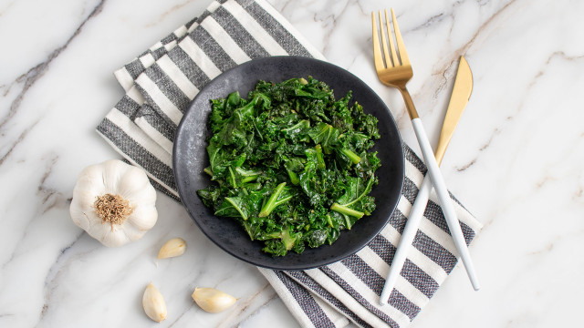 Garlicky Kale Sauté