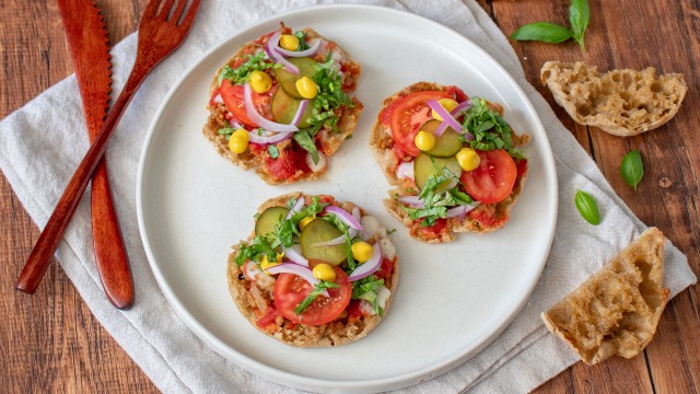 English Muffin Mini Pizzas